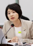 질문하는 국민의힘 한지아 의원,정은경 보건복지부 장관 후보자 인사청문회