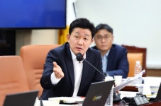 황철규 서울시의원 서울 학교 874개 마사토 운동장, 유해성 검사 전무… 학생 안전 방치 말아야