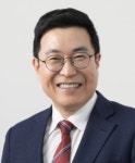 김영곤 전 차관보, 이대로 가면 2035년 경남교육 기반 무너질 것 경고