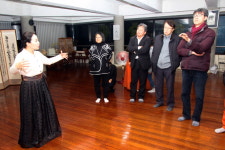 진주(晉州) 속 진주(珍珠) 같은 예인 김수악을 만나다