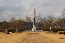 들불처럼 일어난 진주 정신을 찾아서 – 진주농민항쟁기념탑