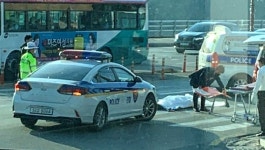 횡단보도 건너던 진주 50대 여성 버스 부딪혀 사망