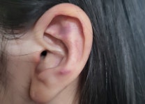진주 모텔서 10대 여학생 집단폭행