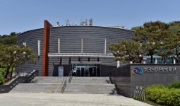 김상열 관장 한국이민사박물관, 1만2천여 재외동포 유물 소장