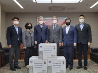 광저우 총영사관, 중국 화남연합회에 코로나 의약품 전해