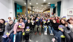 불편한 편의점 김호연 작가, 스페인 K-문학 팬들 만나