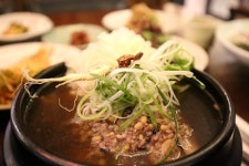 [SR경제&라이프] 인천 송도 맛집 초복 앞두고 십전대보 삼계탕 많이 찾아