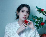 [인터뷰] 폭싹 속았수다 아이유 세상을 바라보는 시선 조금 더 따스해져
