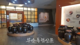 56억 짜리 곰소젓갈센터, 애물단지 전락하나