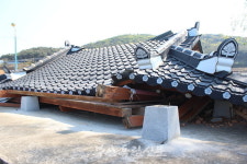 부안 주산면 제내마을 모정, 주말 강풍에 폭삭