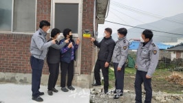 부안 위도면, 안심 골목길 만들기 자체발광 센서등 설치