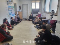 김창조 부안읍장, 어르신들 만나러 지역 내 77개 경로당 찾아