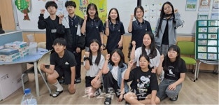 부안중 학생기자단 출범…부안초 기자단과 연합 맺어