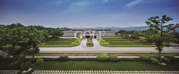 오직 회원만을 위한 골프장, 트리니티 클럽