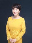 김혜주, 교수와 배우 넘나드는 팔색조 열정가