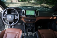 [이지 시승기] 여성에게 렉스턴스포츠=우람‧섹시‧김여사?…익사이팅 라이프 파트너 엄지 척!