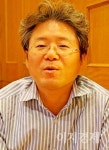 [김필수 교수의 으랏車車車] 균형 잡힌 자동차 보도 절실…기울어진 운동장 바로 잡자