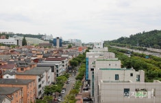 [이지경제의 현장] ESG 경영한다더니…GS25·CU, 상생없고 동네슈퍼 몰살