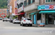 [이지경제의 현장] ESG 경영한다더니…GS25·CU, 상생없고 동네슈퍼 몰살