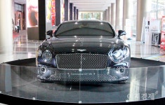 이번 주말, 벤틀리 사러 코엑스 가자 …17일까지 특별 전시 진행