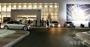 BMW 만년 2위, 도이치모터스 주가조작까지…정치권 칼질