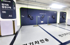 현대엔지니어링울산국내EV신공장건설프로젝트현장식당 | 현대엔지니어링, 현대百에 전기차 충전 인프라 공급