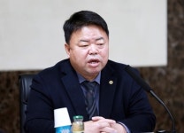 (유)평강한돈 | 이기홍 한돈협회장 "생산성 혁신ㆍ규제 완화로 한돈산업 돌파구 연다"