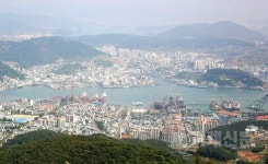 창원 진해·통영·거제·고성 등 경남도내 4개 지역 및 조선업종 정부 지원 지속