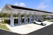 현대차그룹, 송도 현대프리미엄아울렛에 전기차 초고속 충전소 ‘E-pit’ 개소