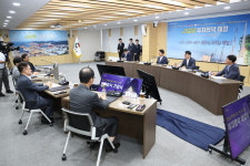 경남도, 한화오션·캠프·레디로버스트머신 등 4개사와 투자협약 체결