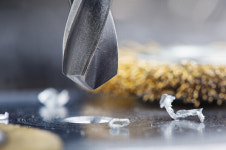 공구도 이제 AI 시대... 스마트 툴이 제조 경쟁력을 바꾼다