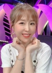 '데뷔 22년차' 신지 나이, 공개 열애부터 무대공포증 극복까지