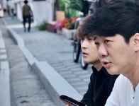 ‘핵잼컴퍼니’, 몰카+멸치 신박 조합으로 먹방계 접수