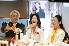 ‘승무원 메이크업 팁 소개’ 애경산업, AK몰·제주항공과 콜라보 라이브 방송
