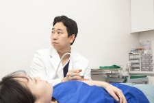 [건강 칼럼] 골프 시즌 개막...골프엘보 예방과 치료법