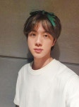 [BTS News] 방탄소년단 진, 온전한 쉼...반려견 짱구와 ‘이 밤’