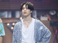 [BTS News] 방탄소년단 지민, 스포츠룩 어울리는 신체비율 좋은 스타...‘몸 80% 다리’