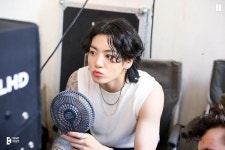 [BTS News] 방탄소년단 정국, 운동 라이브 방송 대폭발…‘나 태권도 품띠야!’