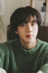 [BTS News] 방탄소년단 진 ‘4월의 석진’, 민낯이었어? ‘아주 그냥 꽃미남이야’
