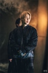 [BTS News] 방탄소년단 지민, 판타지 무드로 ‘우중 콘서트 압도’