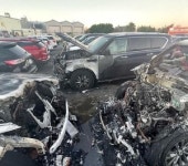 美 낸터킷 공항서 대통령의 비밀 경호국  렌터카 차량  화재 발생