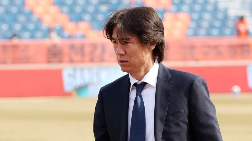 홍명보 감독, 한국 축구, 아시아 최강팀으로 성장할 것 자신감 표현