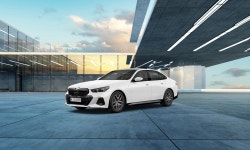 한정판 모델이 다시 돌아왔다! BMW, 8일 520i 온라인 에디션 판매