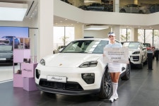 도이치아우토, KLPGA 투어 박결 포르쉐 마칸 4 일렉트릭 후원