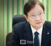 금융지주 지배구조 칼 빼든 이찬진 금감원장, 