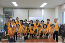 한국노총자원봉사연합회, 소외계층 어르신 밥상 배식 봉사 활동