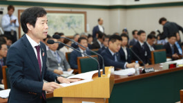 새만금 태양광 지적 재탕삼탕··· 국민연금 흔들기 역시나