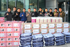 완주 상관면주민자치위, 후원물품 전달