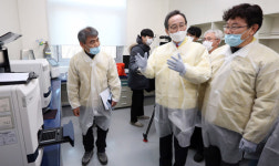 보건환경연 방문 송지사 코로나 대응 분주