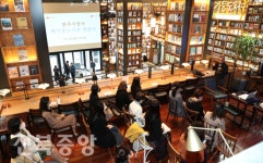 전주시청, 모든 시민이 책읽는 공간 변신